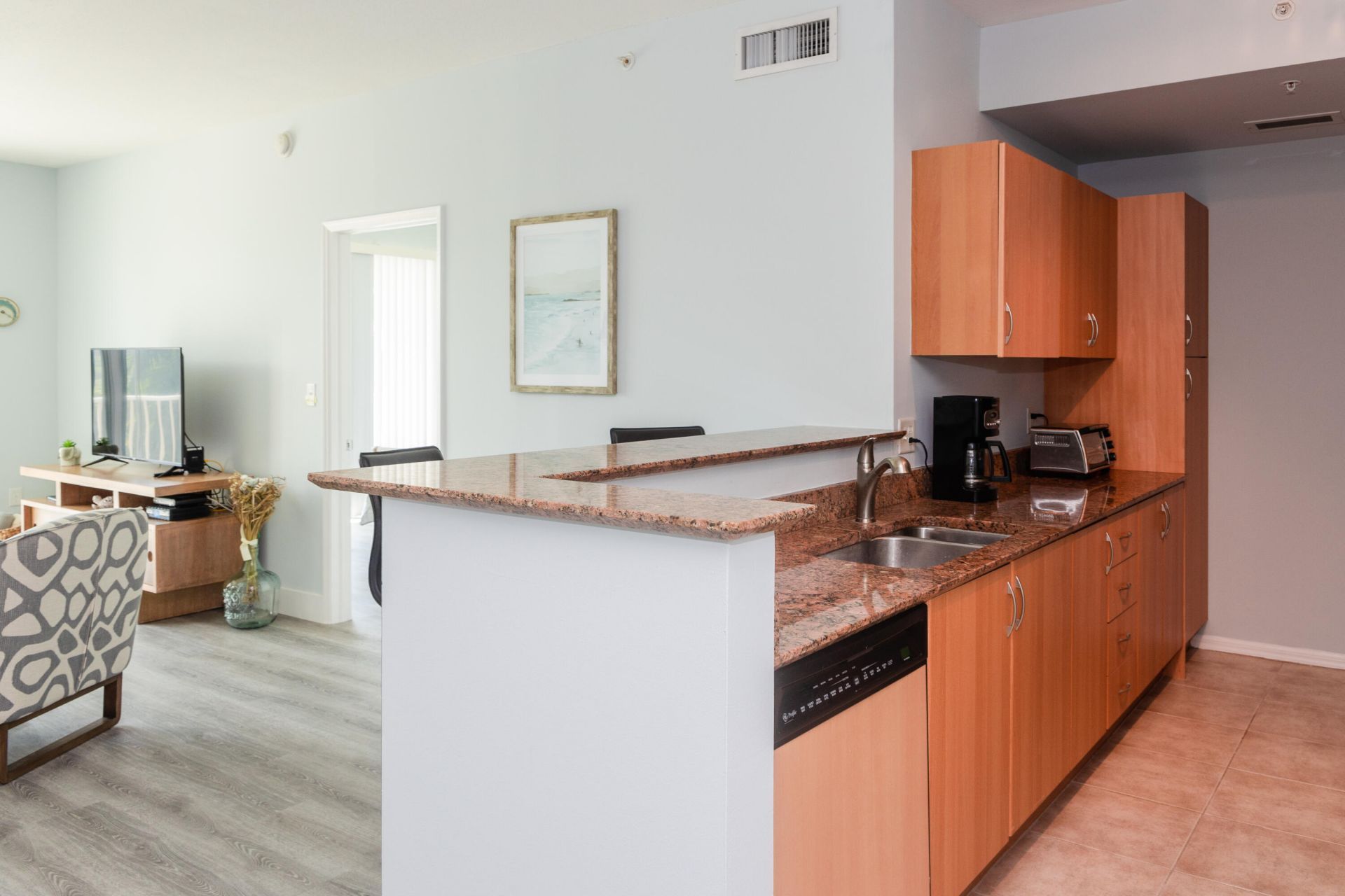 802 W Windward Way, Unit 311, Lantana, FL 33462 Photo
