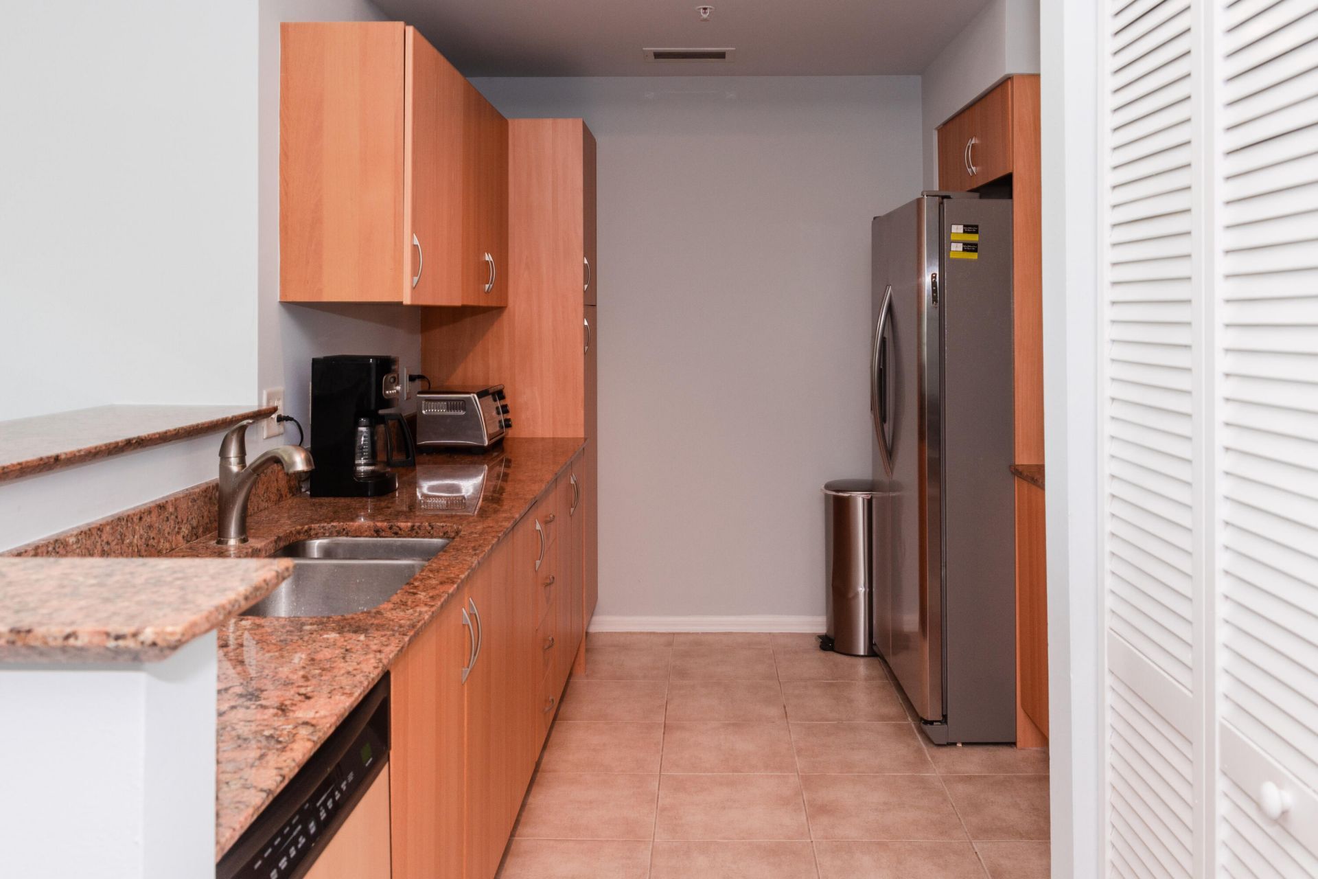 802 W Windward Way, Unit 311, Lantana, FL 33462 Photo