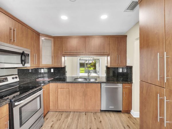 10723 NW 10th Street, Pembroke Pines, FL 33026