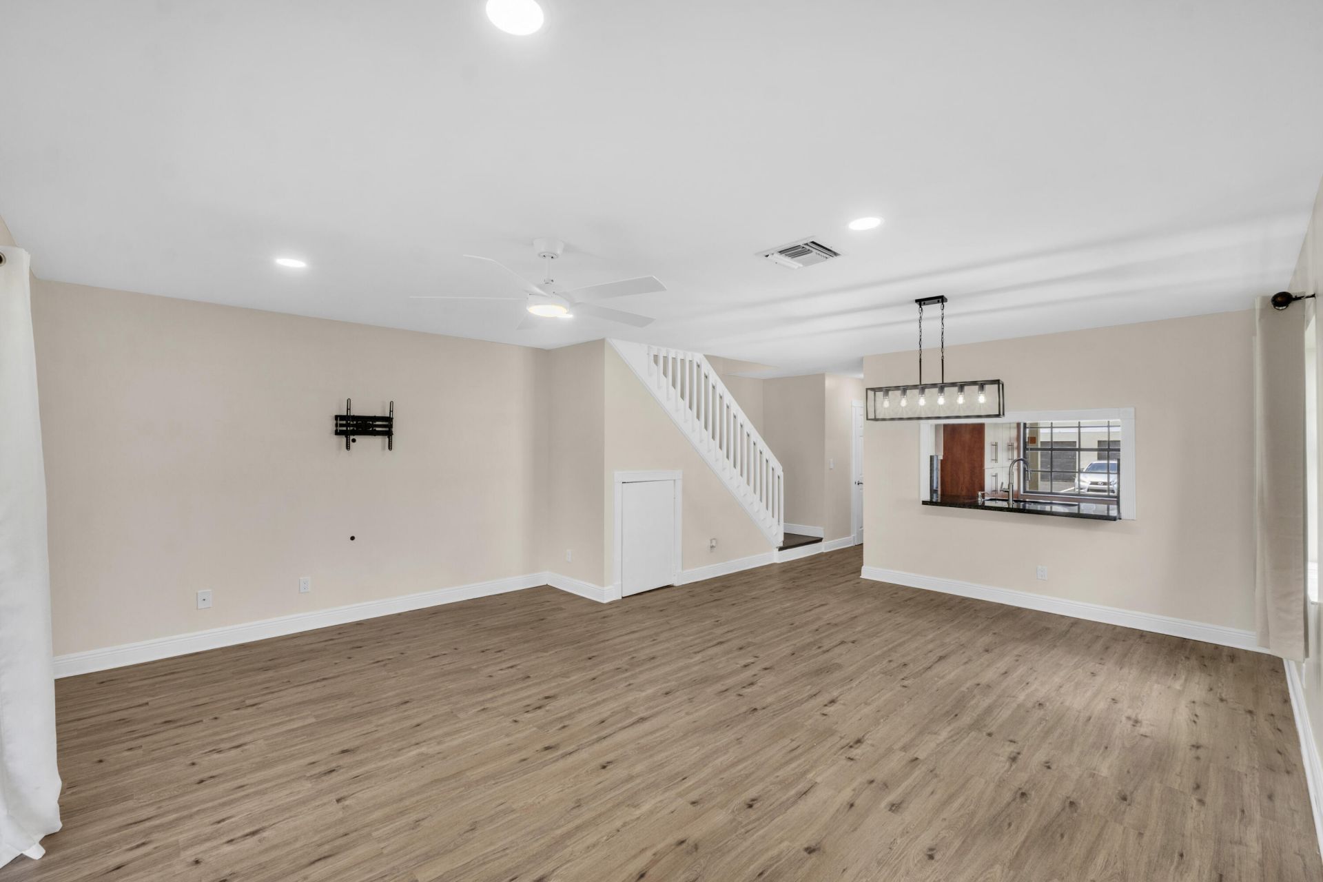10723 NW 10th Street, Pembroke Pines, FL 33026 Photo