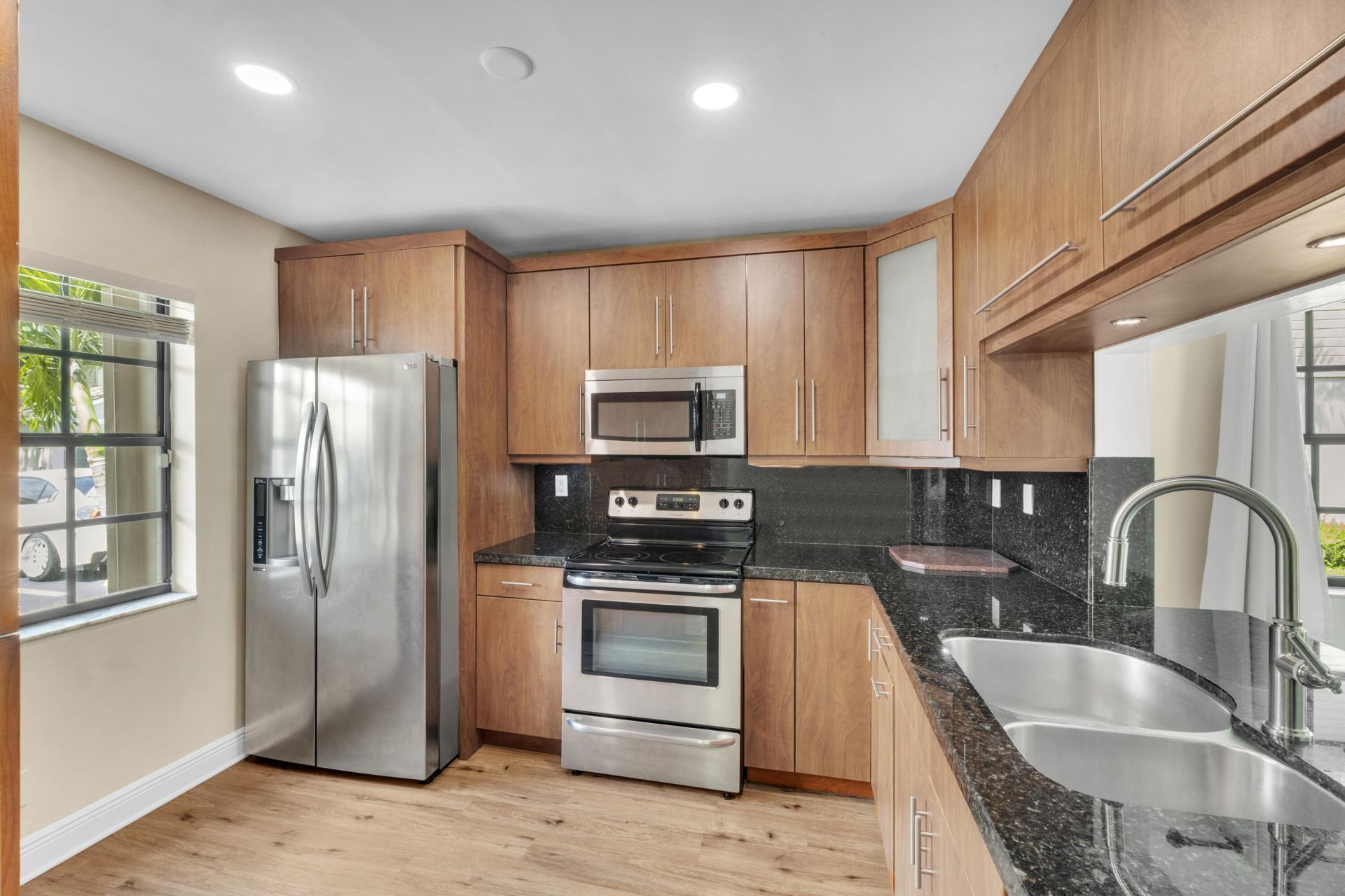 10723 NW 10th Street, Pembroke Pines, FL 33026 Photo