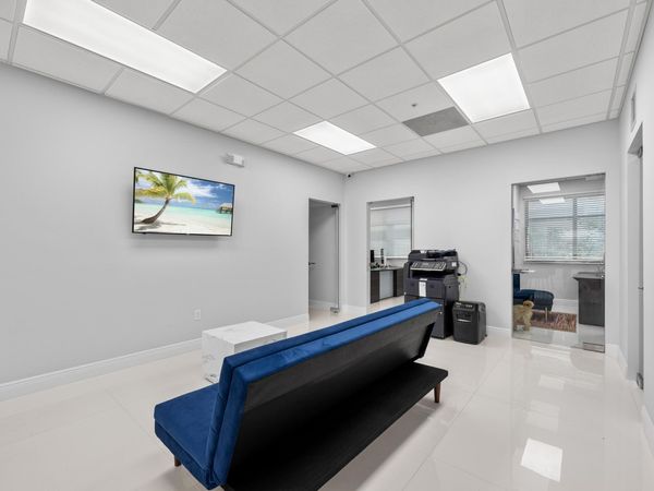 9200 Belvedere Road, Unit 207, Royal Palm Beach, FL 00000