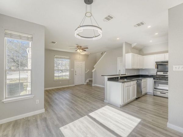 904 Sebastian BND, Unit B, Pflugerville, TX 78660