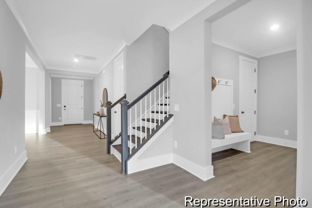 1038 House Finch Avenue Photo 8