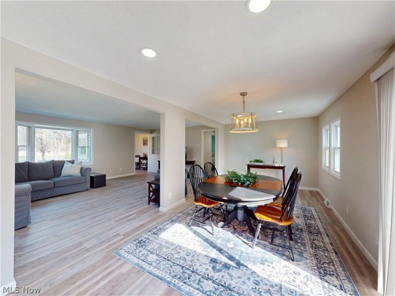 310 N Bissell Road, Aurora, OH 44202 Photo 11