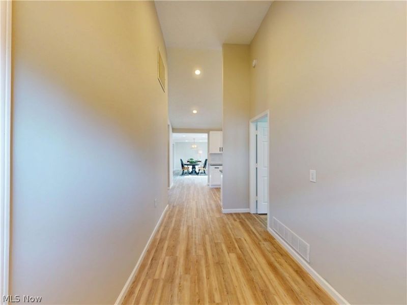 310 N Bissell Road, Aurora, OH 44202 Photo 15