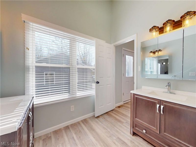 310 N Bissell Road, Aurora, OH 44202 Photo 21