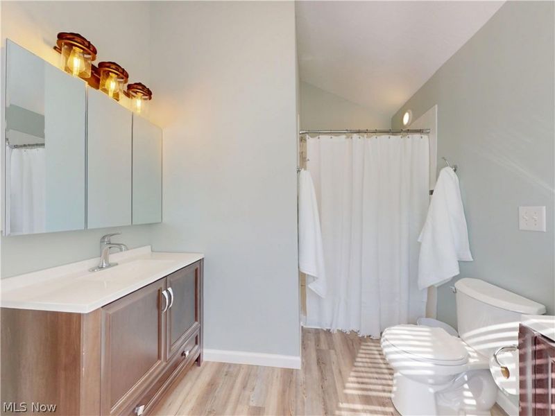 310 N Bissell Road, Aurora, OH 44202 Photo 22