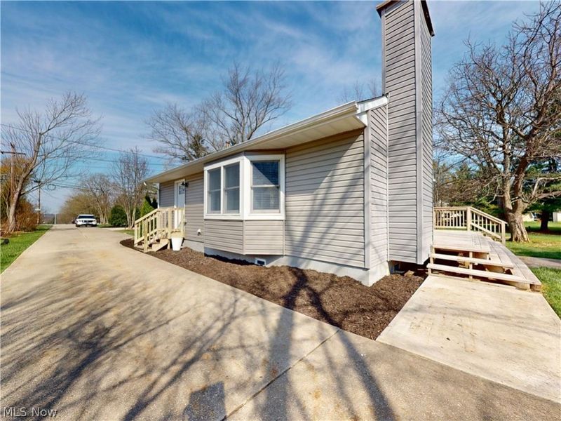 310 N Bissell Road, Aurora, OH 44202 Photo 33