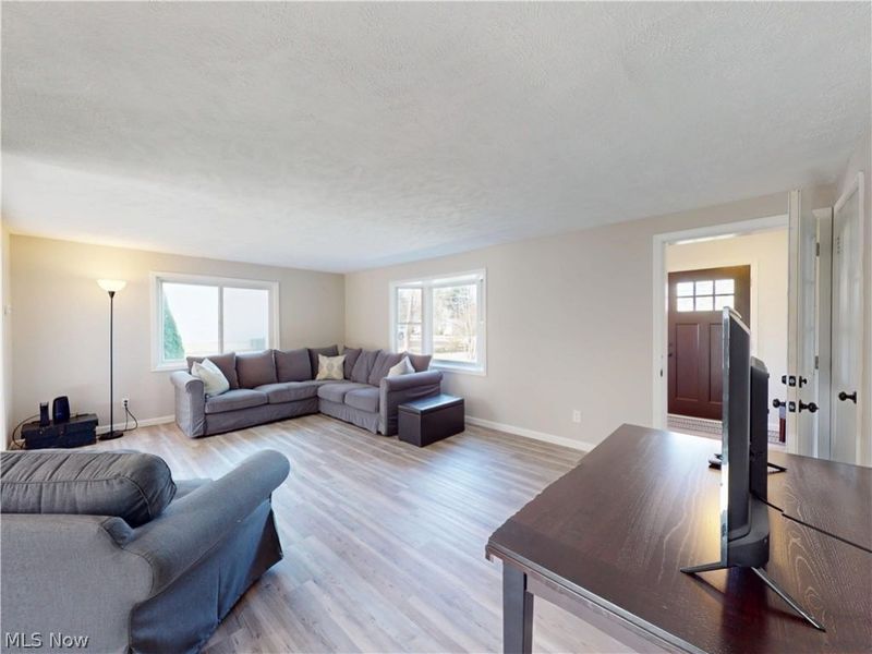 310 N Bissell Road, Aurora, OH 44202 Photo 4