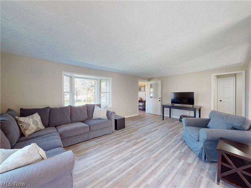 310 N Bissell Road, Aurora, OH 44202 Photo 6