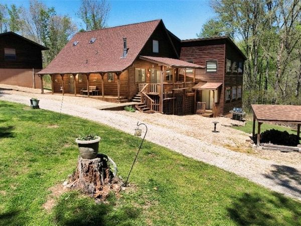 17589 Pleasant View Road , Rogers, AR 72756