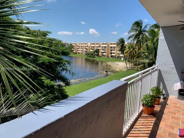 9357 Fontainebleau Blvd, Unit D303, Miami, FL 33172 Photo