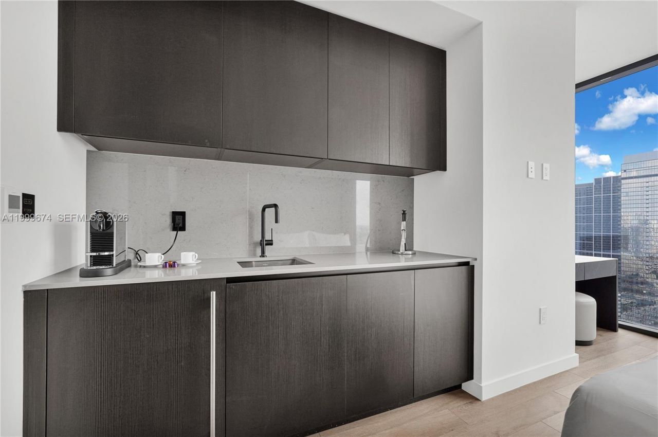 20 NE 11th St, Unit 3110, Miami, FL 33132 Photo