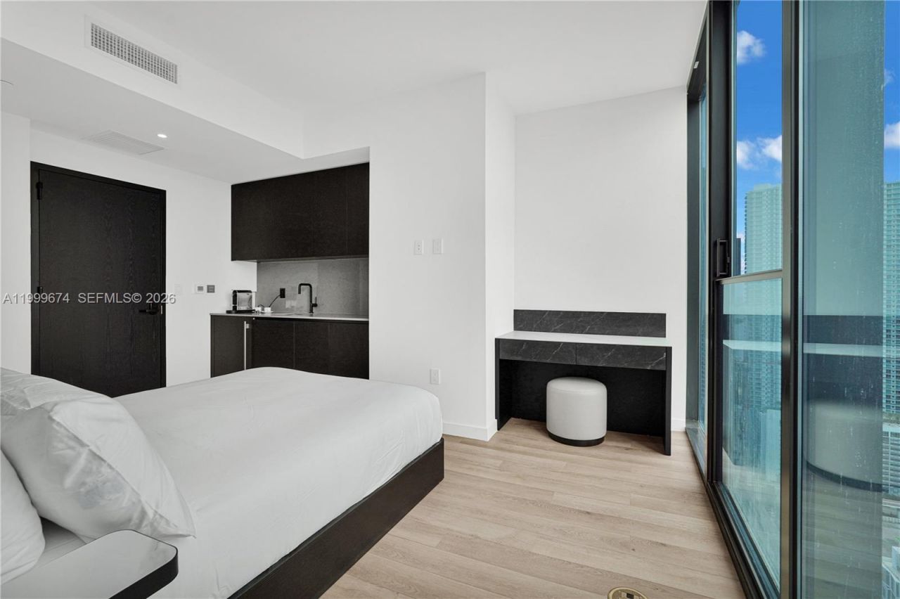 20 NE 11th St, Unit 3110, Miami, FL 33132 Photo