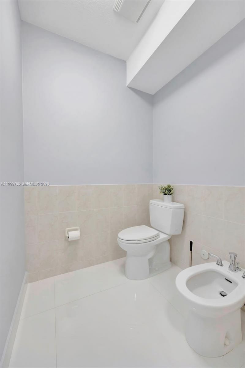 Please Call For Address, Miami, FL 33196 Photo