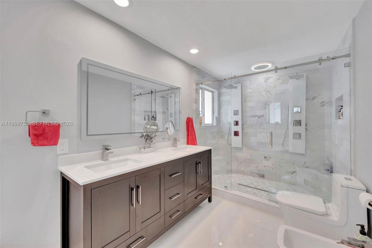 Please Call For Address, Miami, FL 33196 Photo