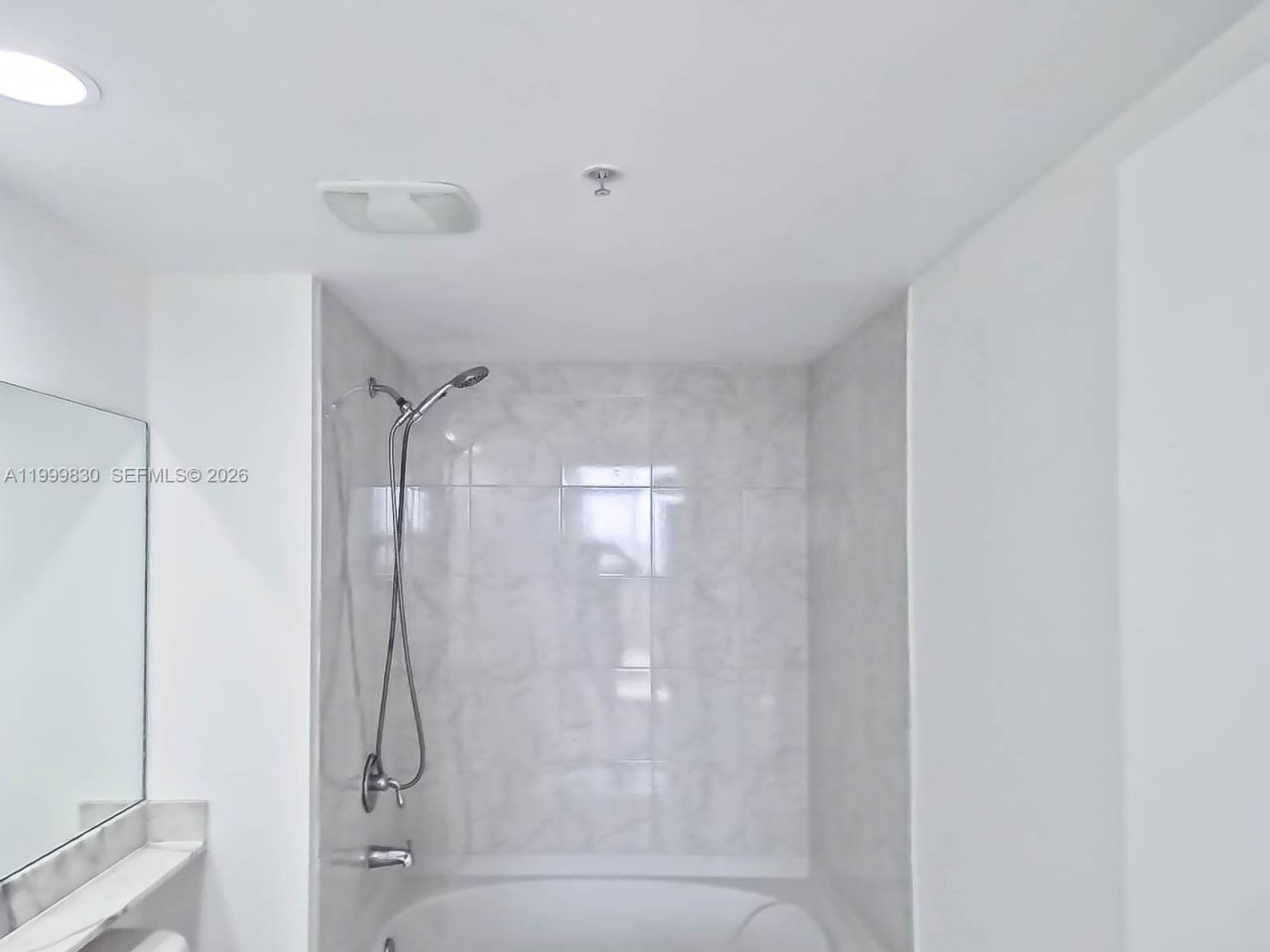 2775 NE 187th St, Unit 513, Aventura, FL 33180 Photo