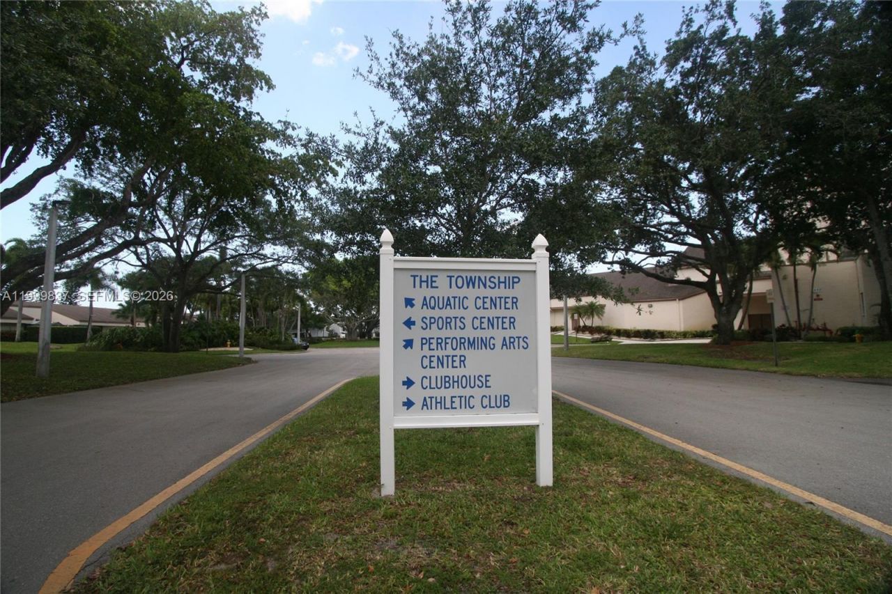 4698 NW 22nd St, Unit 4248, Coconut Creek, FL 33063 Photo