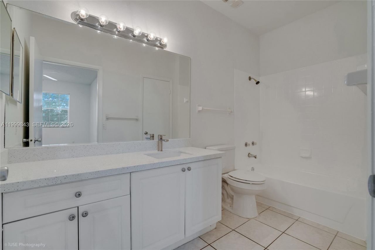 1851 NW 96th Ter, Unit 6K, Pembroke Pines, FL 33024 Photo