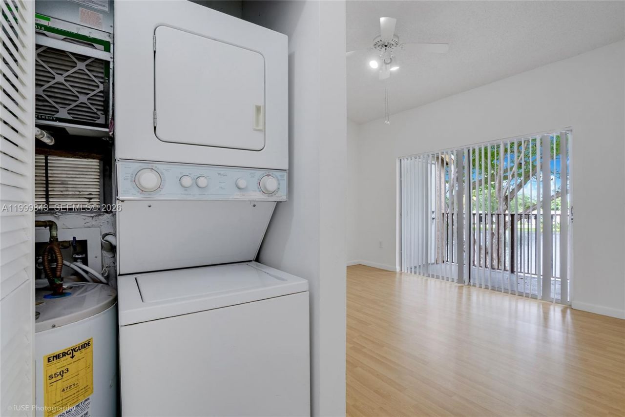 1851 NW 96th Ter, Unit 6K, Pembroke Pines, FL 33024 Photo