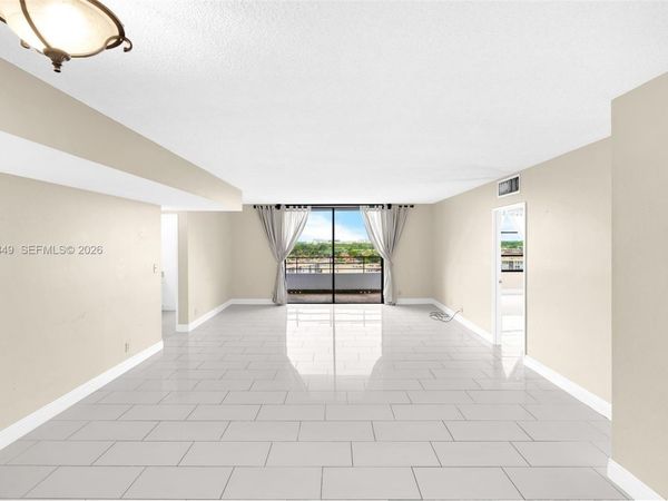 500 Three Islands Blvd, Unit 711, Hallandale Beach, FL 33009