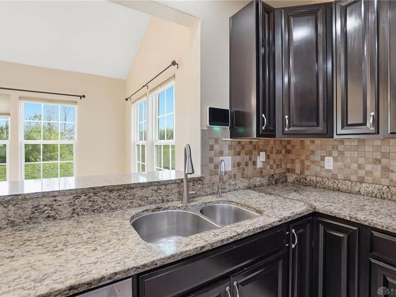 1818 Spring Meadows Drive, Beavercreek Township, OH 45385 Photo 14