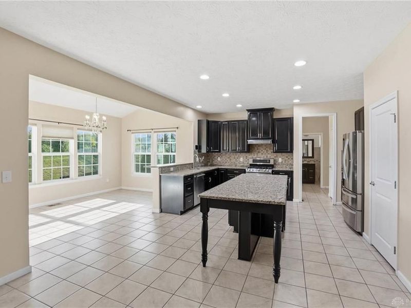 1818 Spring Meadows Drive, Beavercreek Township, OH 45385 Photo 15