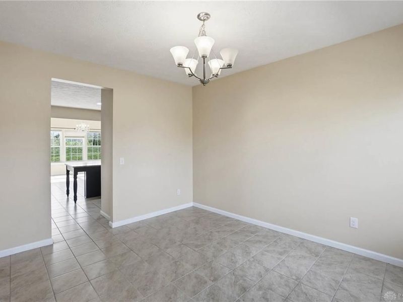 1818 Spring Meadows Drive, Beavercreek Township, OH 45385 Photo 17