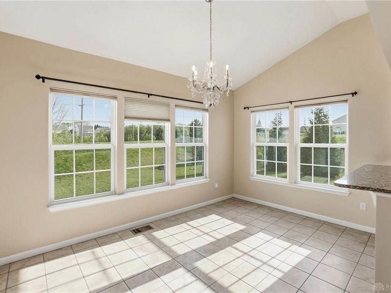 1818 Spring Meadows Drive, Beavercreek Township, OH 45385 Photo 18