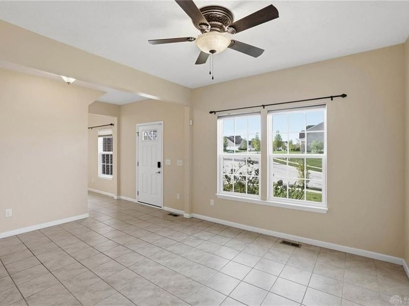 1818 Spring Meadows Drive, Beavercreek Township, OH 45385 Photo 6