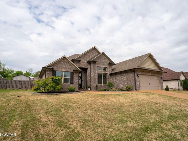 33 Wood Valley Cove, Humboldt, TN 38343