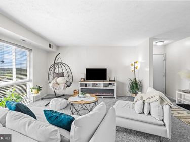 6145 EDSALL ROAD , Unit M, ALEXANDRIA, VA 22304