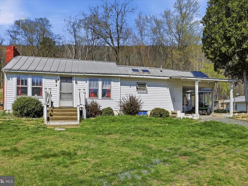 8892 Carpers Pike, Yellow Spring, WV 26865 Main Photo