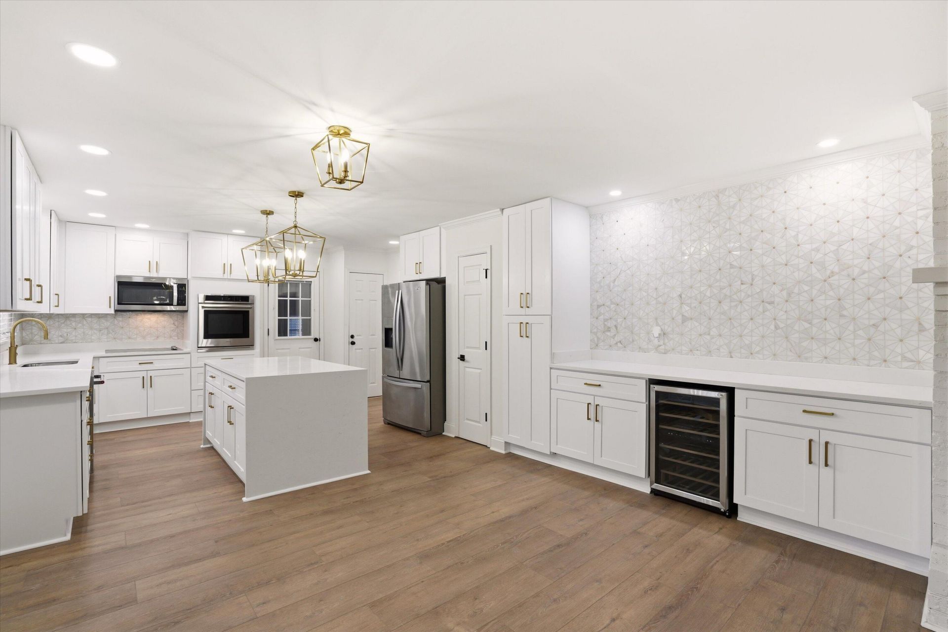 746 Canary Drive Photo 14