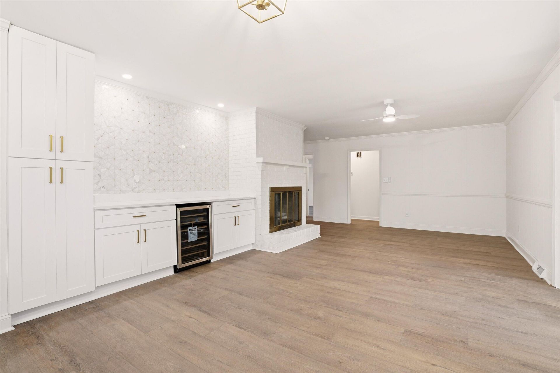 746 Canary Drive Photo 16