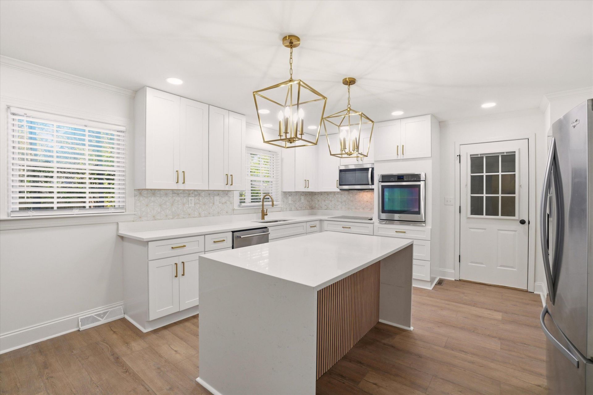 746 Canary Drive Photo 18