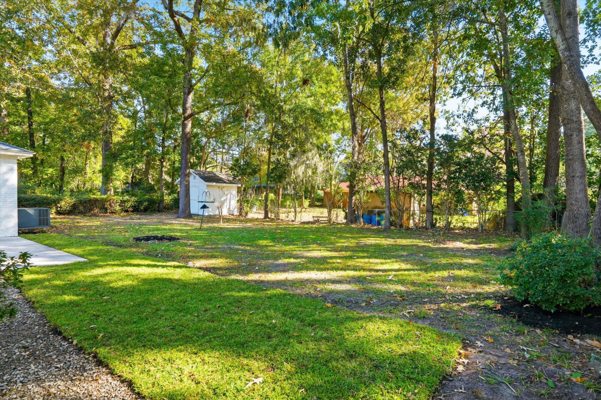 746 Canary Drive Photo 32