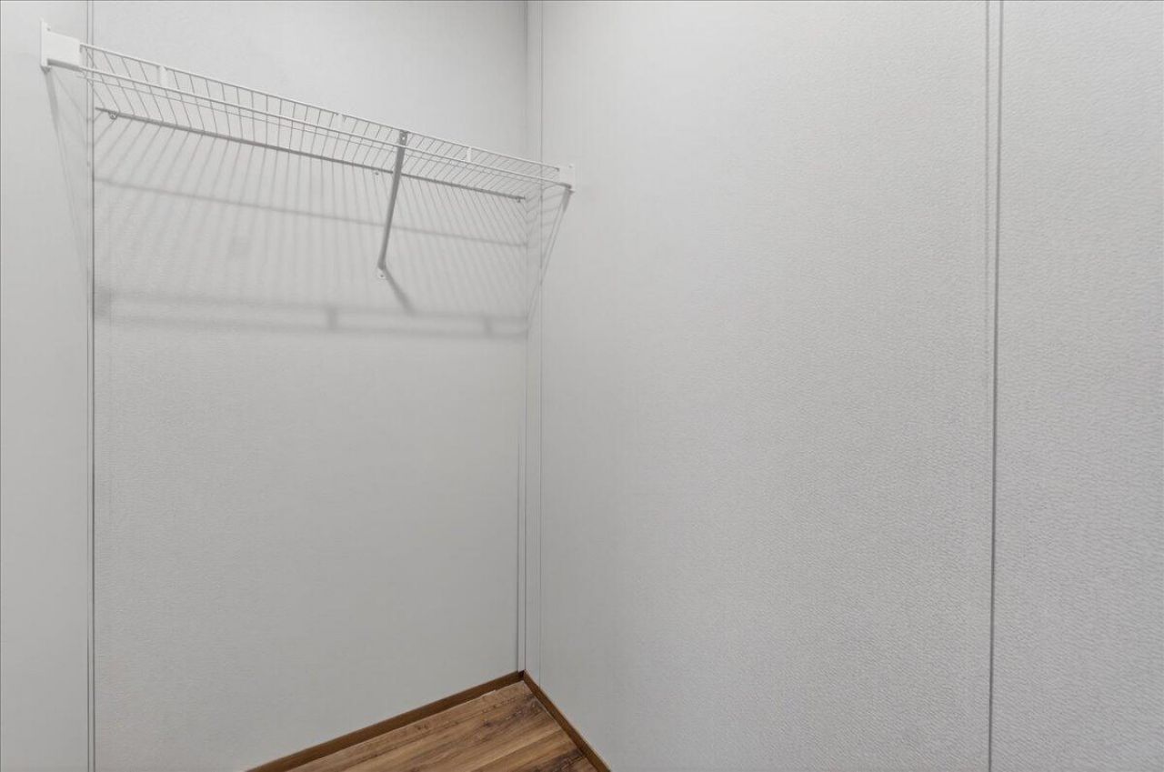 348 Plowground Road Photo 33