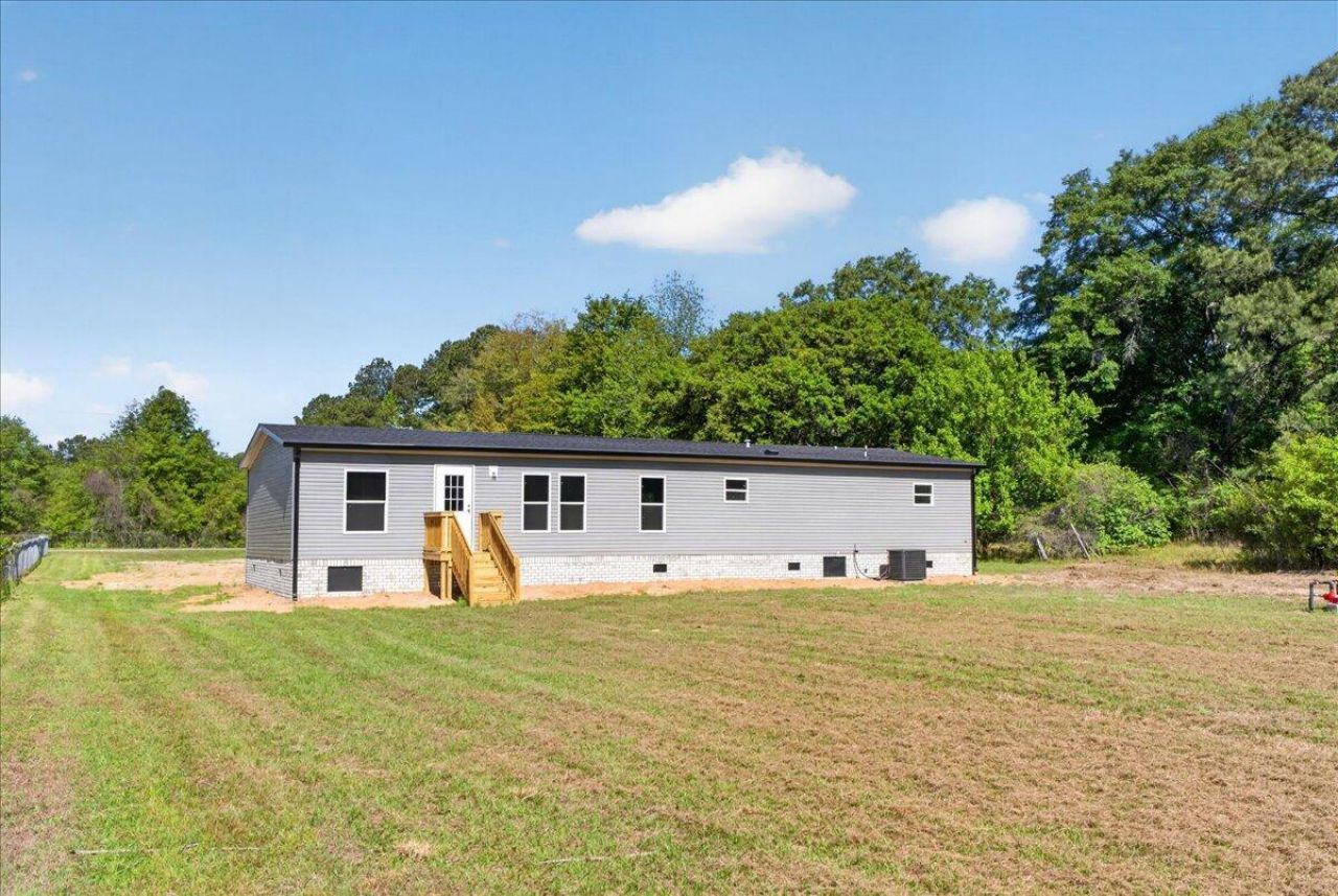 348 Plowground Road Photo 38