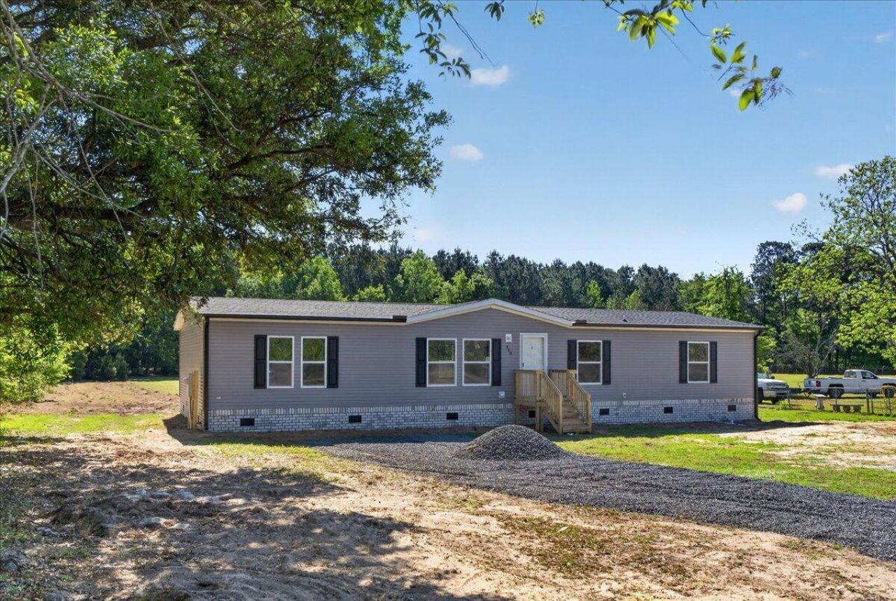 348 Plowground Road Photo 4