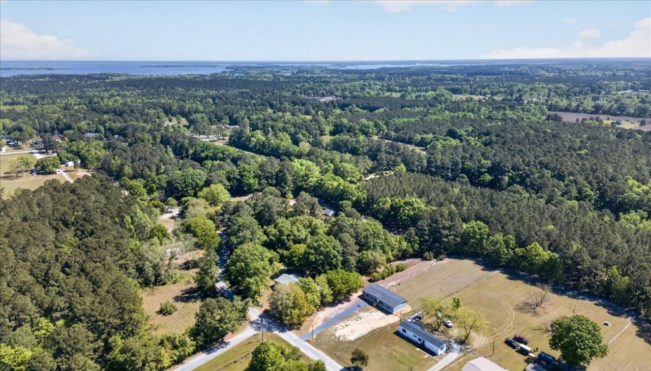 348 Plowground Road Photo 45