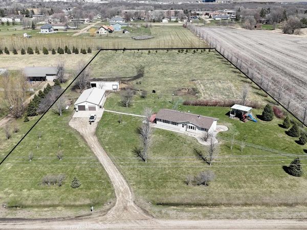 2320 365th Street, Spencer, IA 51301