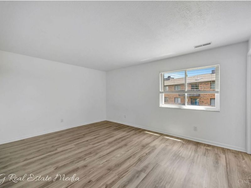 5045 Tri County View Drive, West Chester, OH 45069 Photo 15