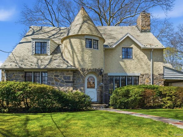 5 Seymour Place, White Plains, NY 10605