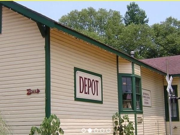 400 E Austin, Jefferson, TX 75657