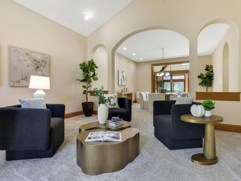 117 Lake Bluff Drive, Columbus, OH 43235 Photo 12