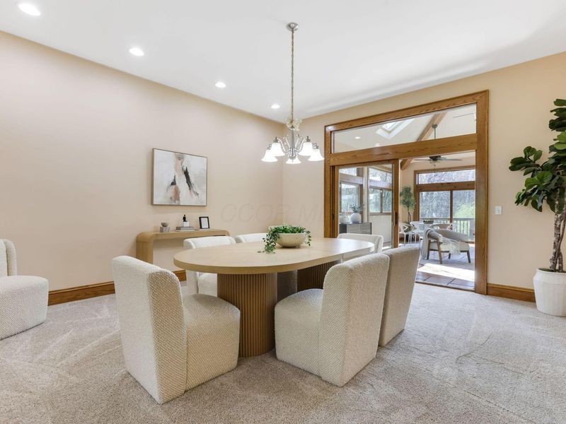 117 Lake Bluff Drive, Columbus, OH 43235 Photo 13