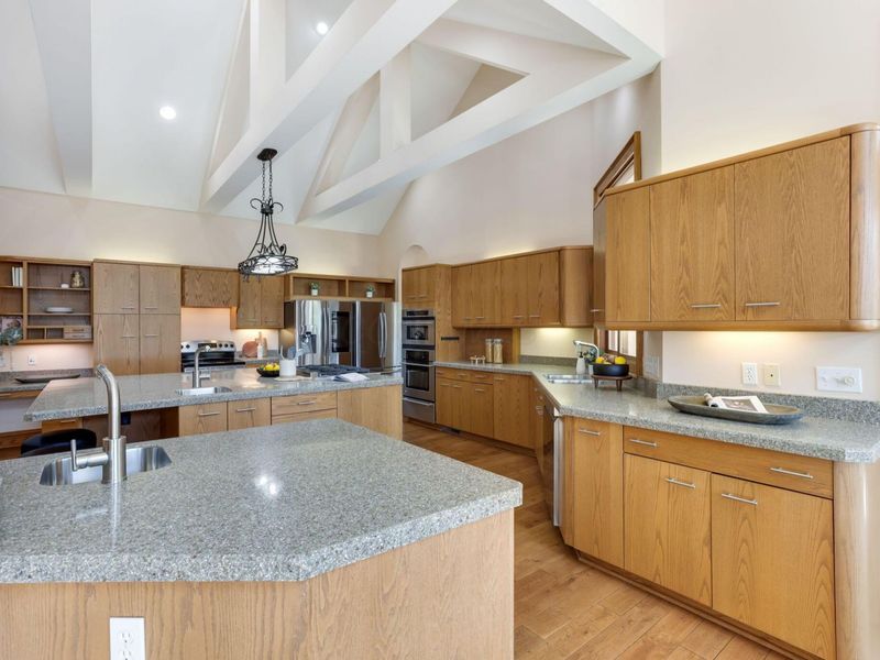 117 Lake Bluff Drive, Columbus, OH 43235 Photo 36