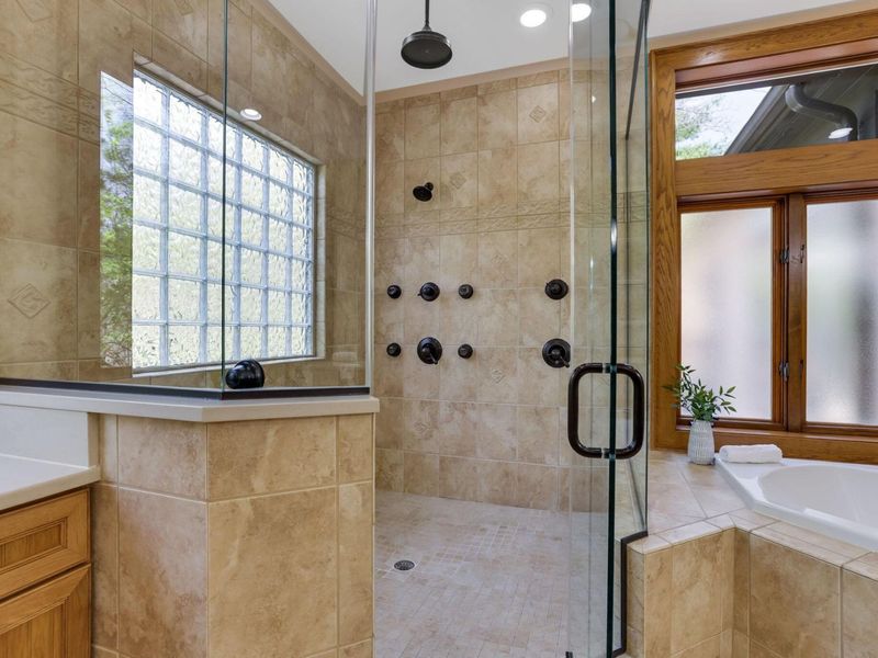 117 Lake Bluff Drive, Columbus, OH 43235 Photo 45